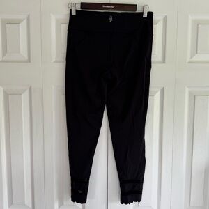 Free People Movement Genesis Scalloped Cropped Leggings Black Medium